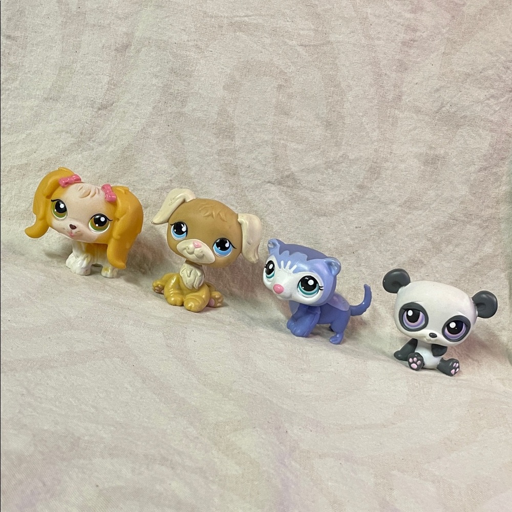 Small Pets Figurine Set - Multicolor